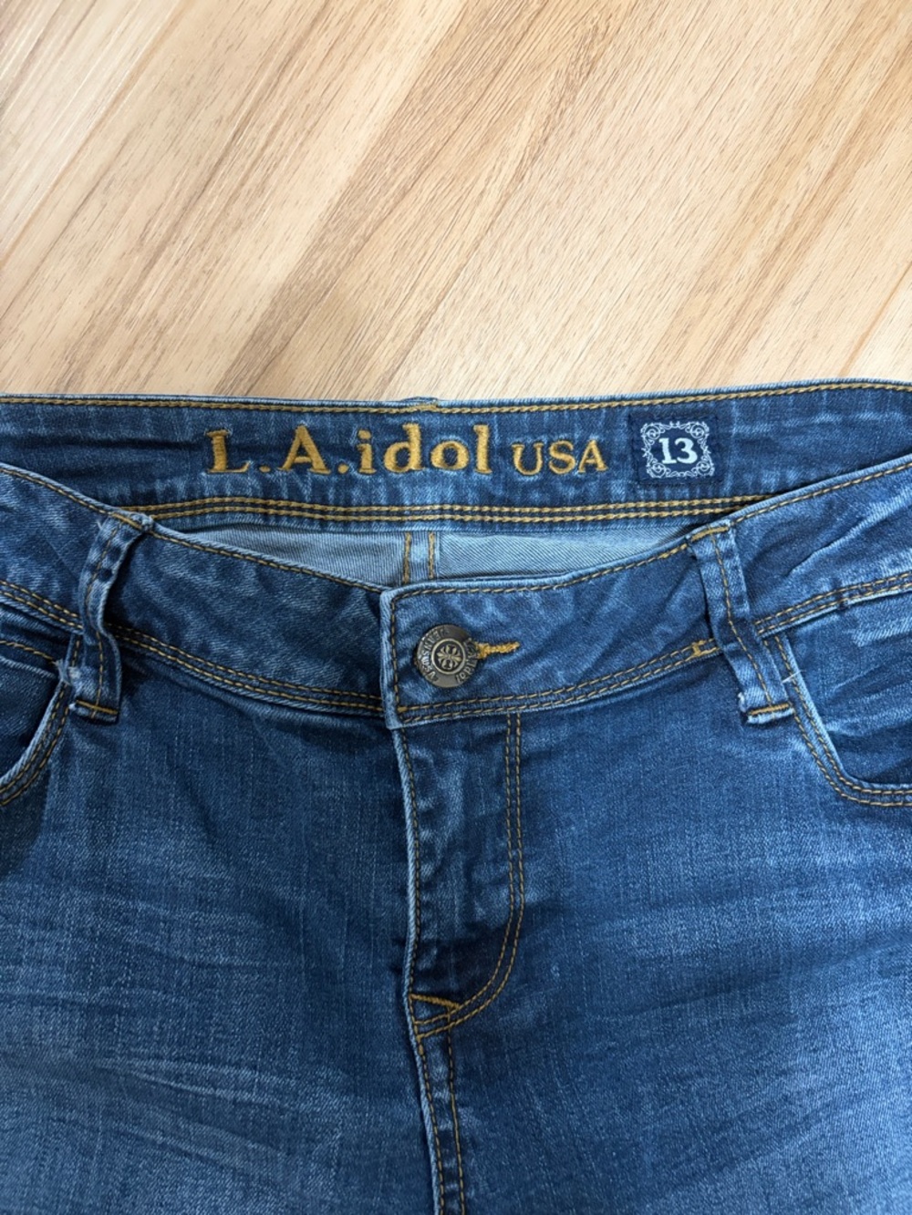 Title:
L.A. Idol USA Jeans Women’s 13 Bootcut Medium Wash Stretch Denim - Picture 2 of 6